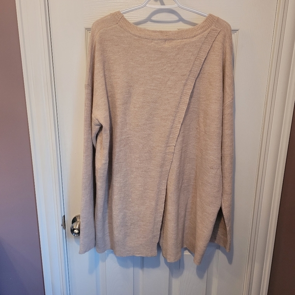 White Birch Oversized Sweater - Picture 3 of 4